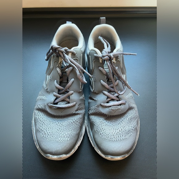 Gray Vionic Miles Shoes - Picture 3 of 4